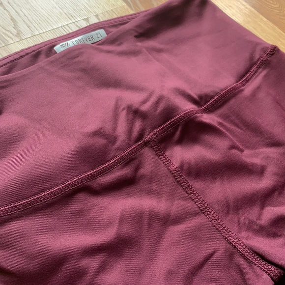 Forever 21 Ombré Leggings - Picture 3 of 4